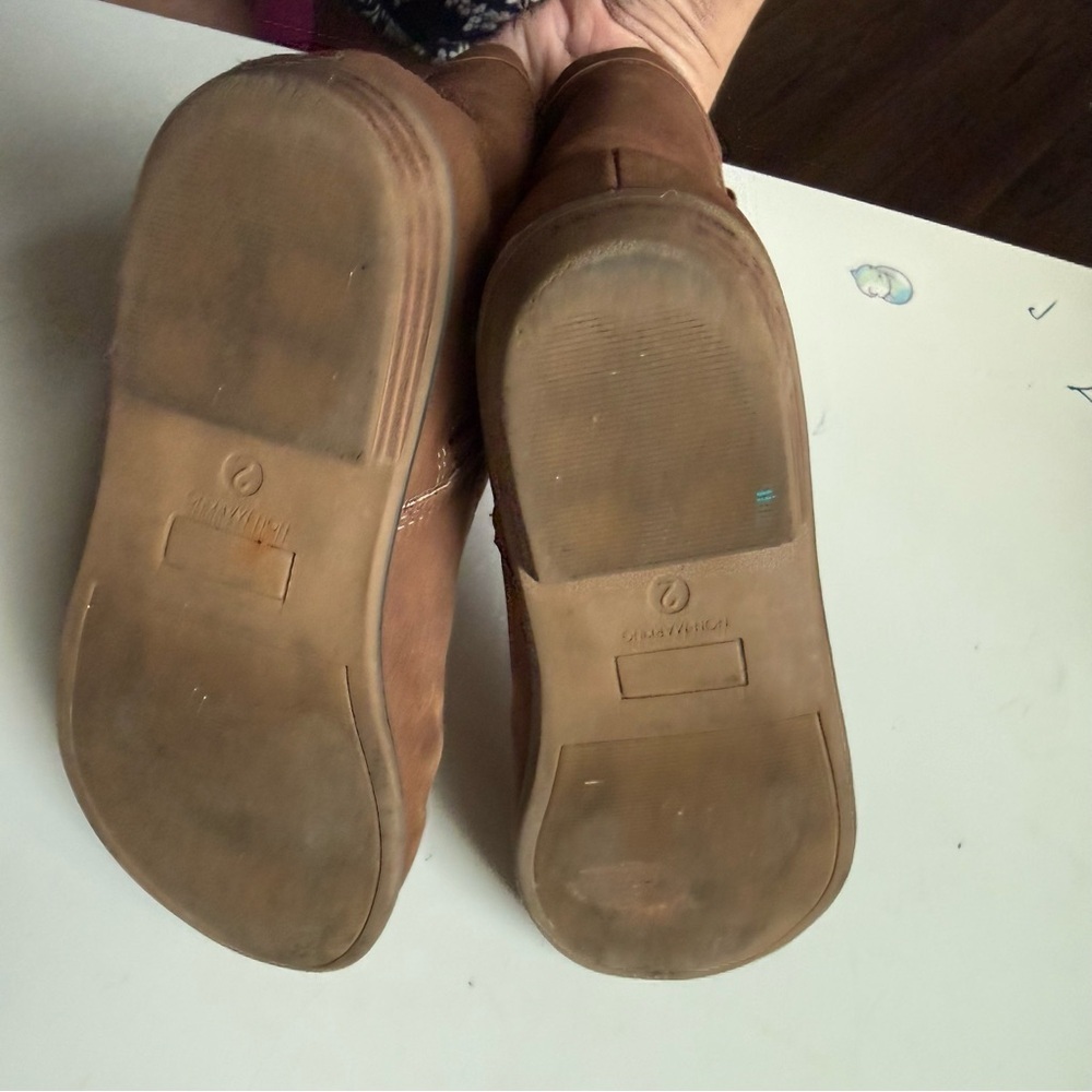 Gymboree Brown Kids Boots with Heart Accents - Picture 11 of 11